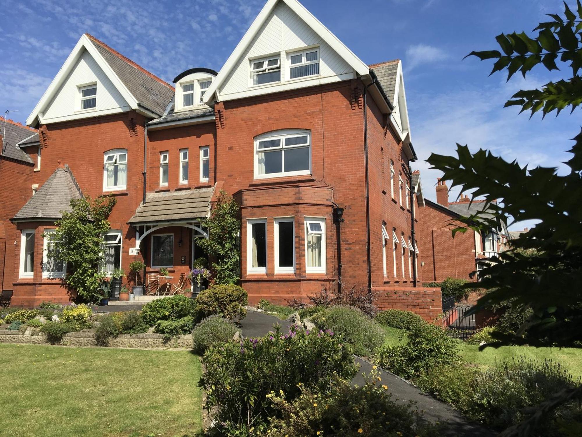 Appartement Mode - The Old School House à Lytham St Annes Extérieur photo